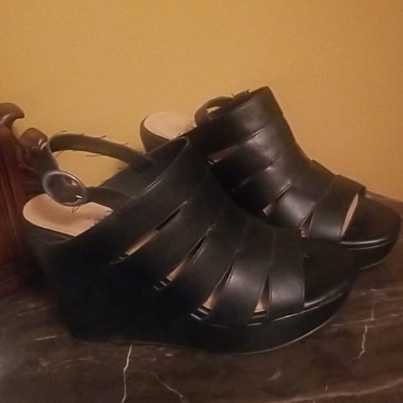 torrid Shoes - Torrid Wedge Heels